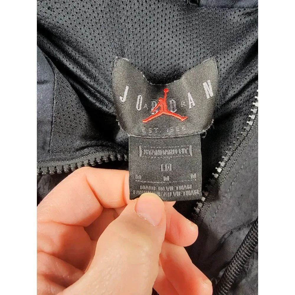 Jordan Nike Air Jumpman Classics Hooded Windbreaker Mesh Lined‎ Spell Out